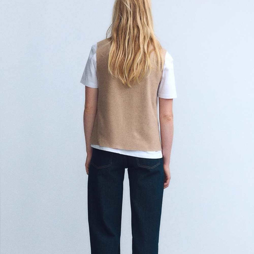 Women’s Zara Medium taupe sleeveless sweater - Picture 3 of 6